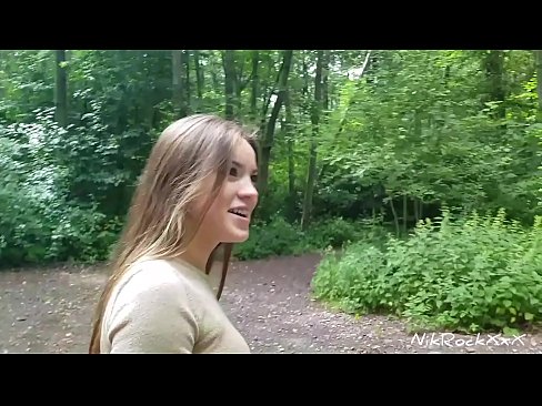 ❤️ Na ba da shawara ga Evelina cewa mu yi fuck a wurin jama'a! Tace eh. Sai na bata ta a jaki na cusa mata baki. Sai taji haushin kanta. ❤ Batsa ❤